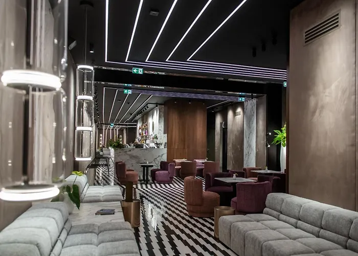 Hotel Blow Up Hall